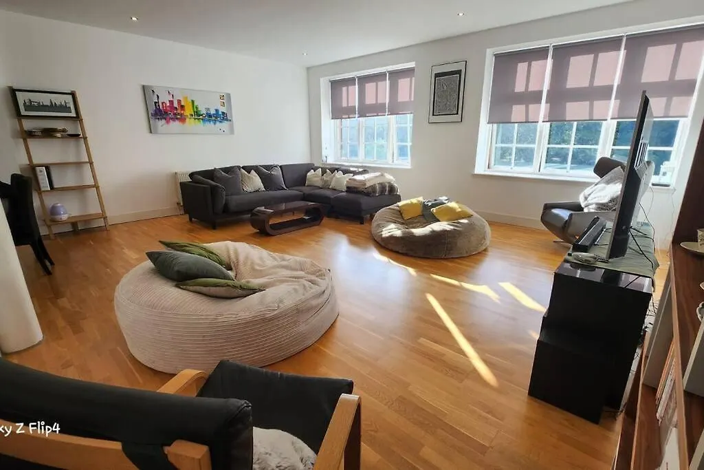 Spacious 2 Bedroom Apartment Edinburgh United Kingdom