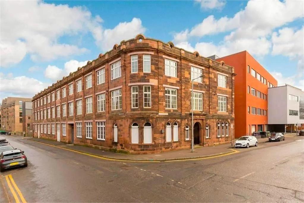 Spacious 2 Bedroom Apartment Edinburgh